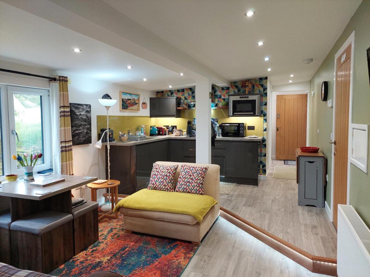 Bayview Lodge New Spacious Apartment Breakish Eksteriør billede